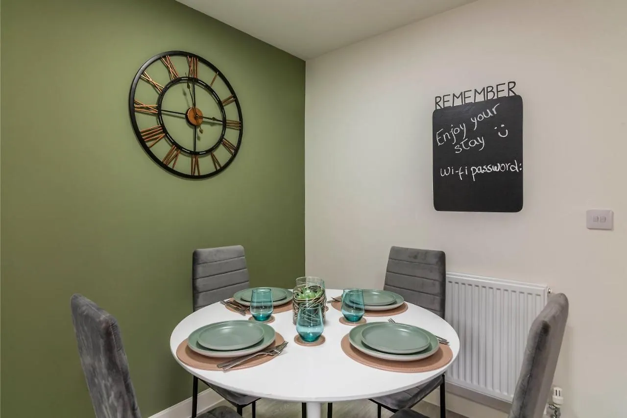 Blackstone Walk - Fabulous Houses With Parking Nottingham Holiday home