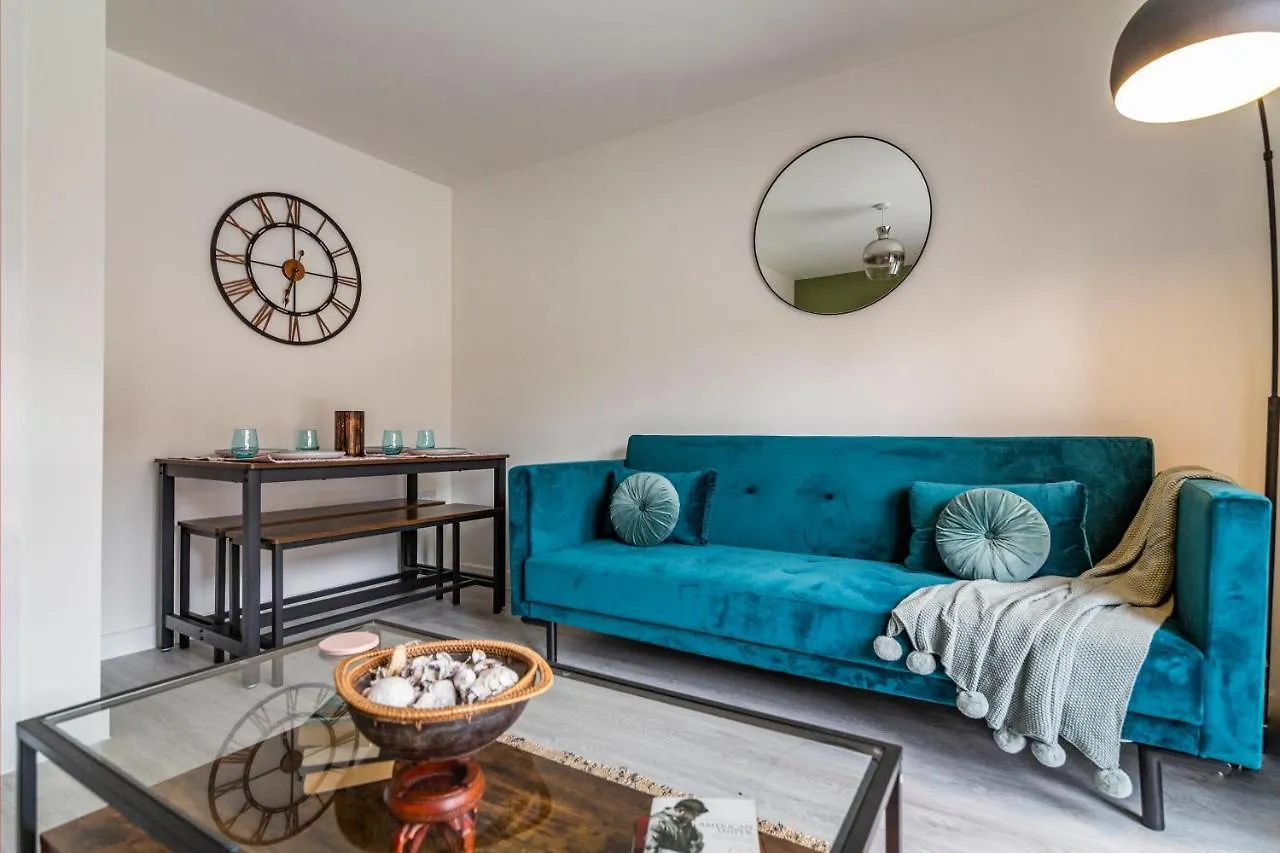 Blackstone Walk - Fabulous Houses With Parking Nottingham Holiday home