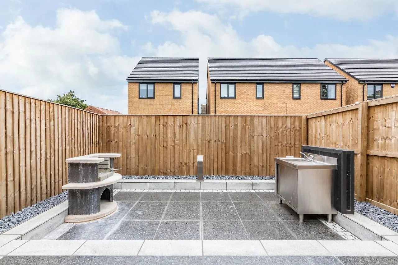 Blackstone Walk - Fabulous Houses With Parking Nottingham United Kingdom