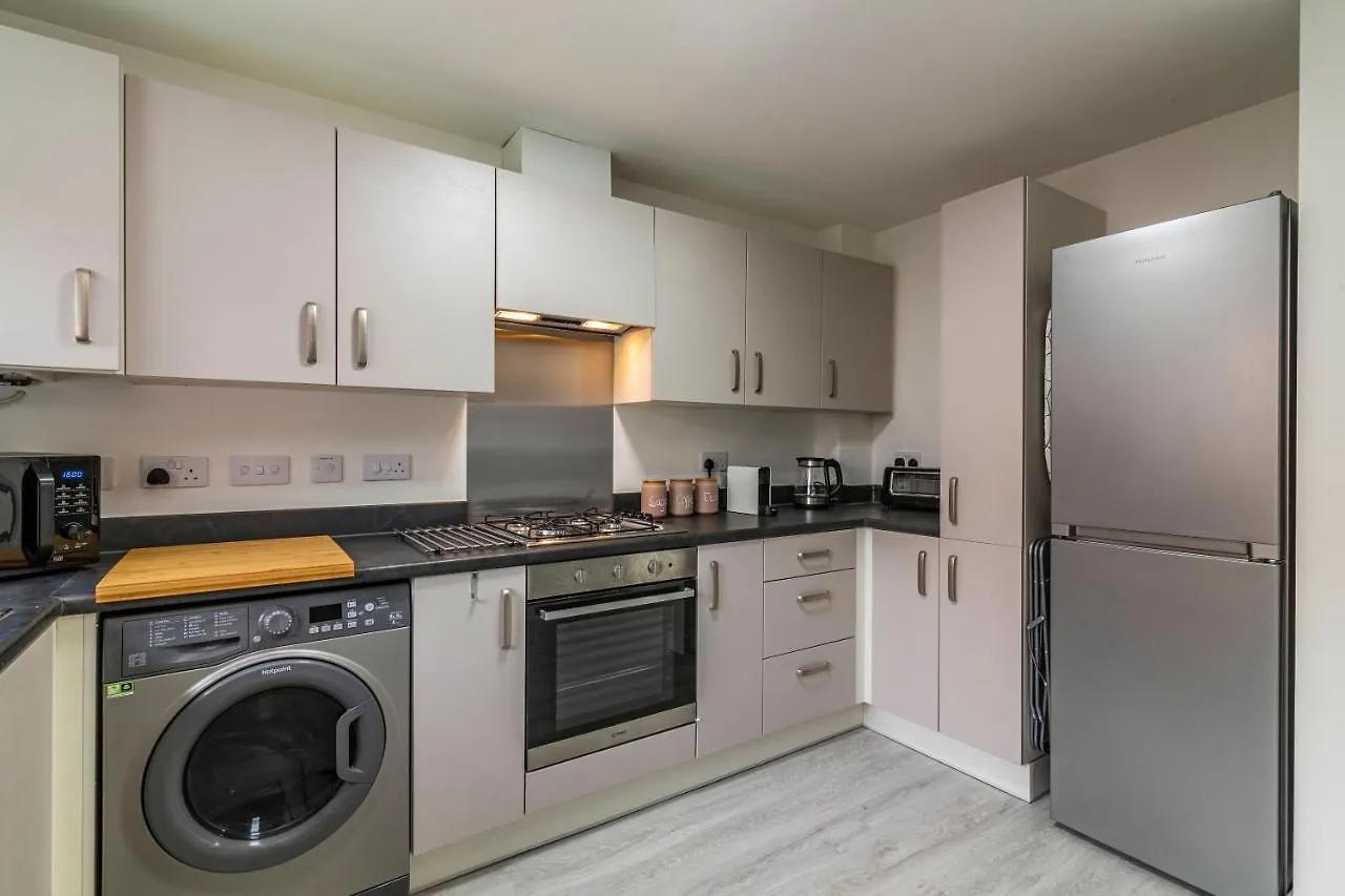 Blackstone Walk - Fabulous Houses With Parking Nottingham United Kingdom